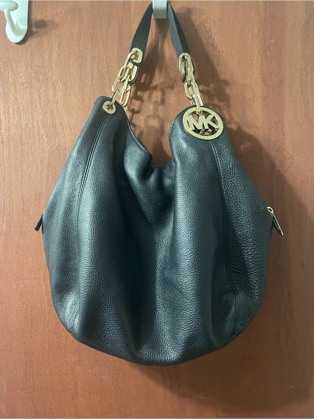Wow! Michael Kors Black Leather Shoulder Hobo with Gold Logo Charm